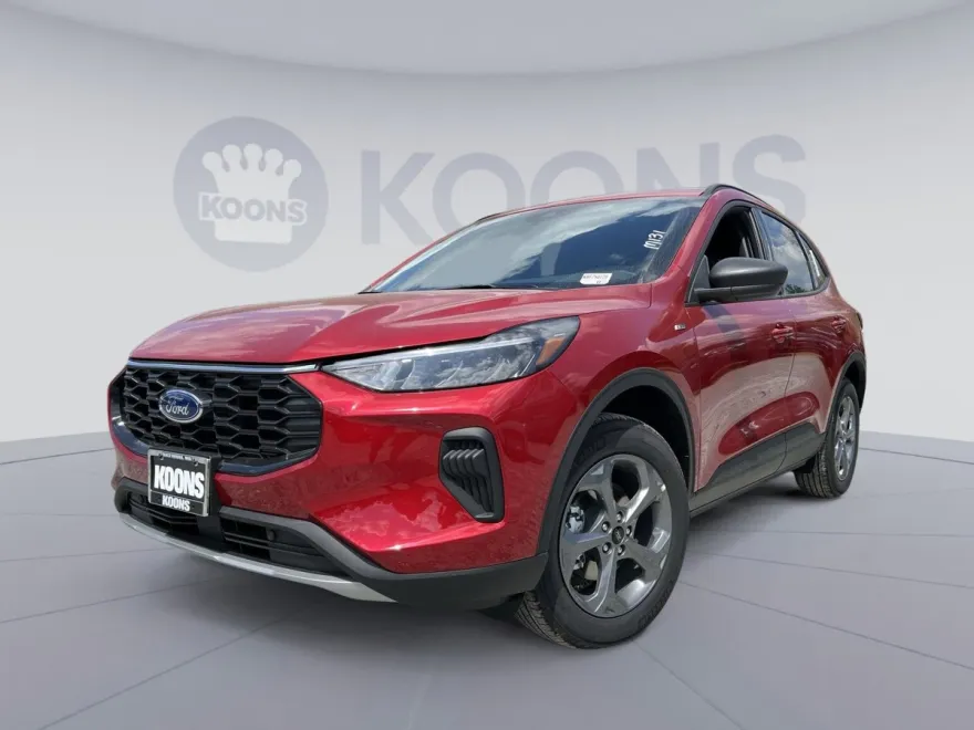 2025 Ford Escape ST-Line photo 1
