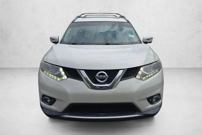 2016 Nissan Rogue SL photo 1