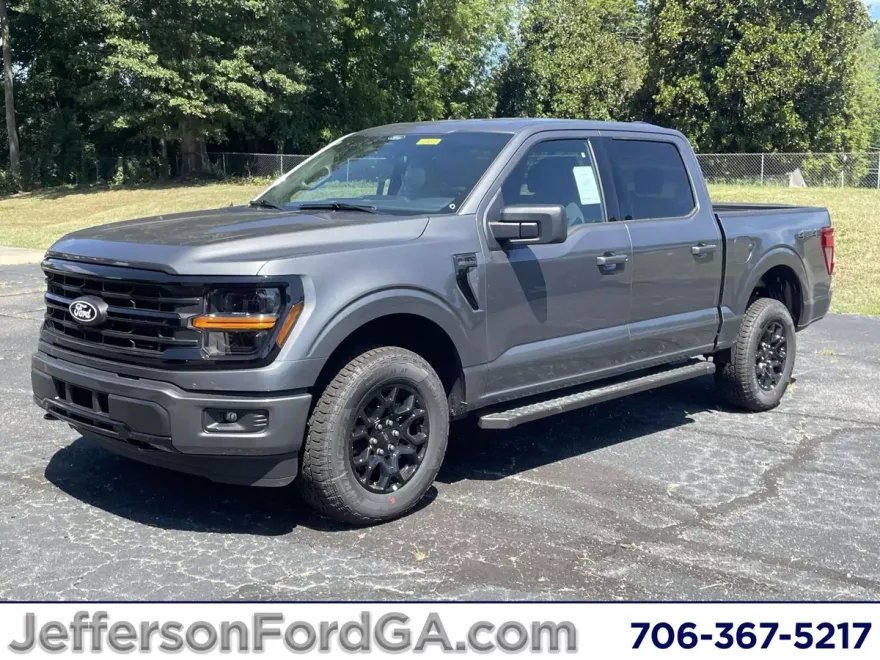 2025 Ford F-150 XLT photo 1