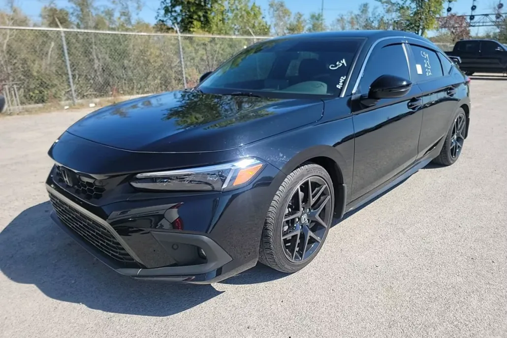 2023 Honda Civic Hatchback Sport Touring photo 1