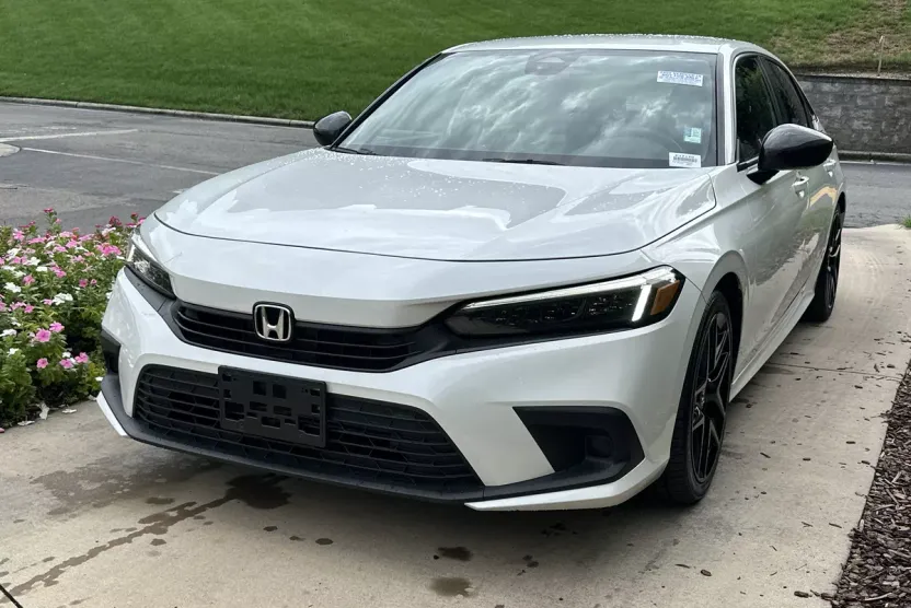 2022 Honda Civic Sport photo 1