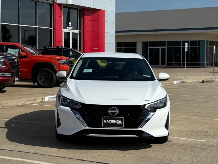2025 Nissan Sentra S photo 1