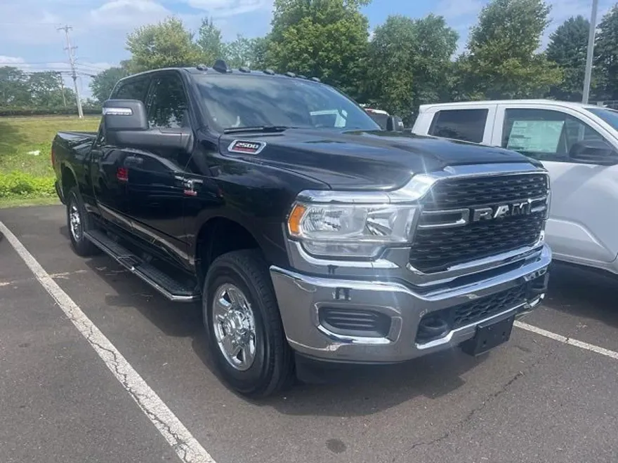 2023 Ram 2500 Tradesman photo 1