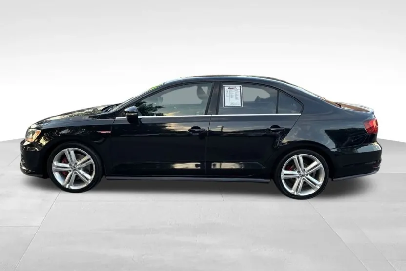 2016 Volkswagen Jetta 2.0T GLI SE photo 1