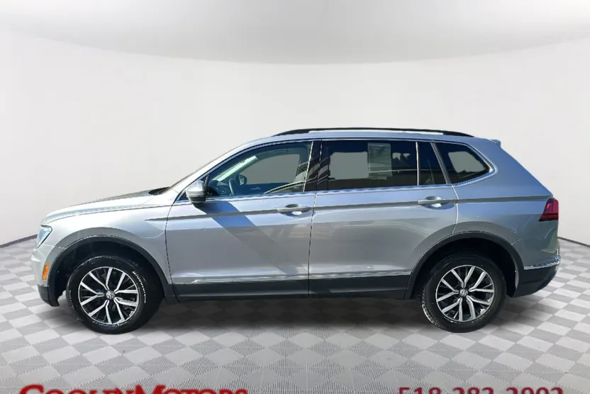 2020 Volkswagen Tiguan SE photo 1