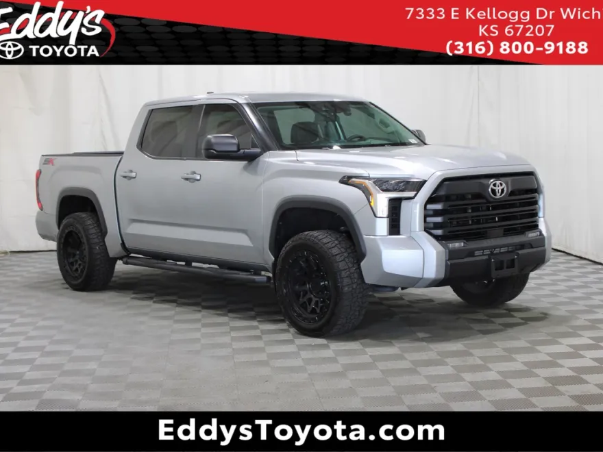 2024 Toyota Tundra SR5 photo 1