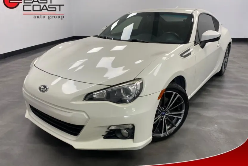 2016 Subaru BRZ photo 1