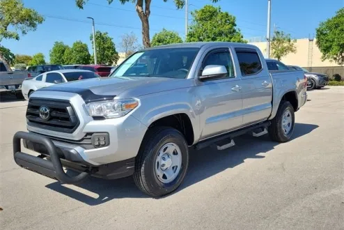 2022 Toyota Tacoma SR V6 photo 3