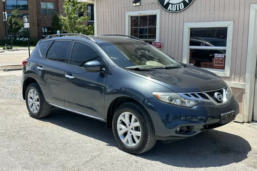 2014 Nissan Murano SL photo 1