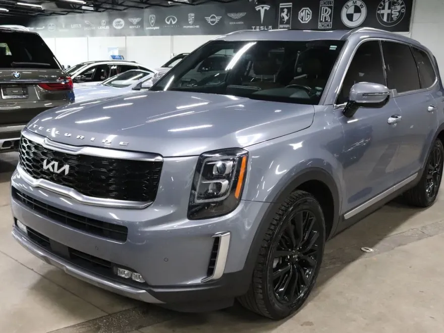 2022 Kia Telluride SX photo 1