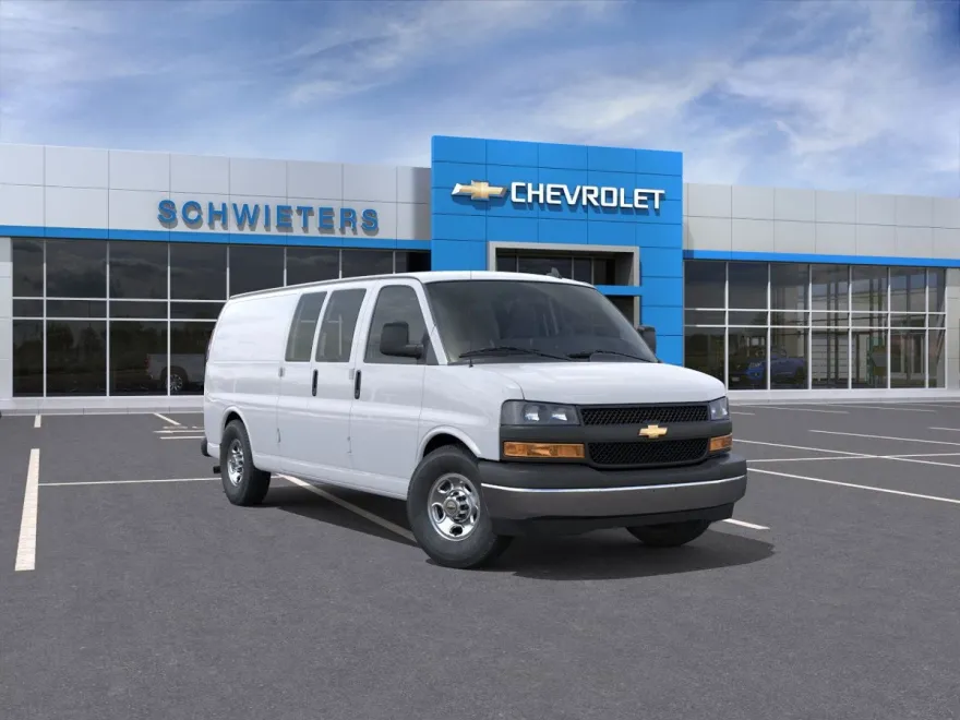 2025 Chevrolet Express Cargo 3500 photo 1