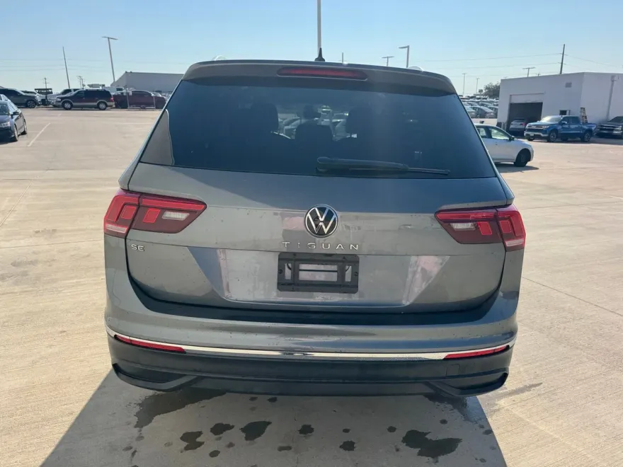 2024 Volkswagen Tiguan SE Wolfsburg Edition photo 1