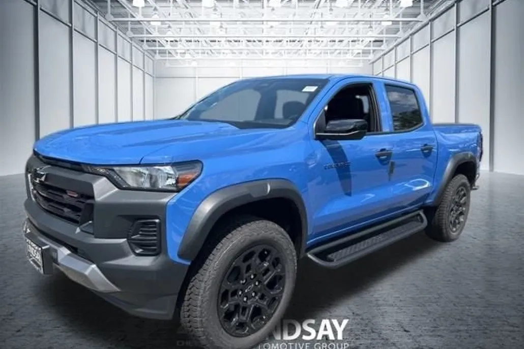 2026 Chevrolet Colorado Trail Boss photo 1