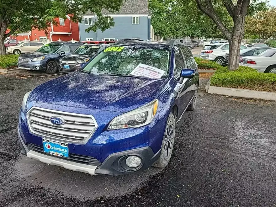 2015 Subaru Outback 2.5i Limited photo 1