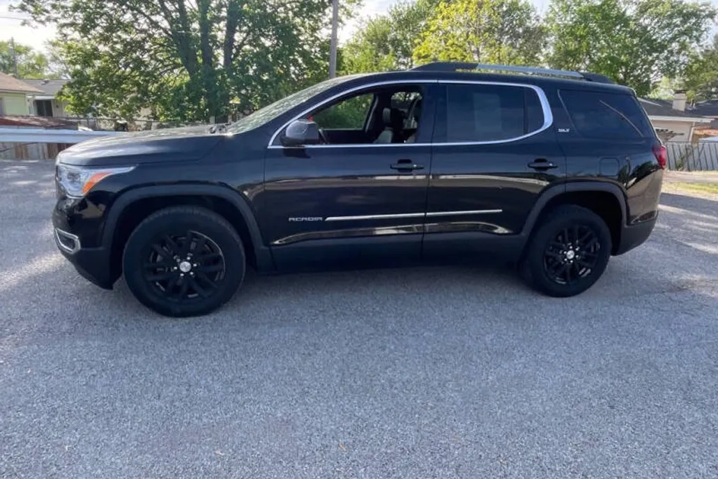 2019 Gmc Acadia SLT photo 1