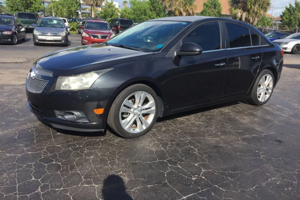 2013 Chevrolet Cruze LTZ photo 1