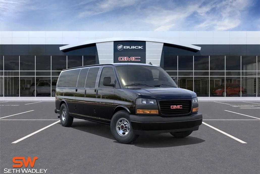 2025 Gmc Savana 2500 photo 1