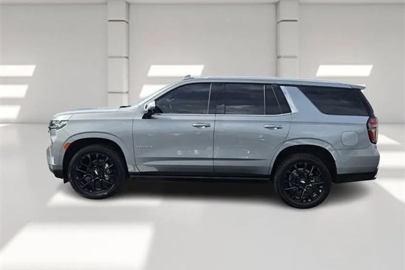 2023 Chevrolet Tahoe Premier photo 1