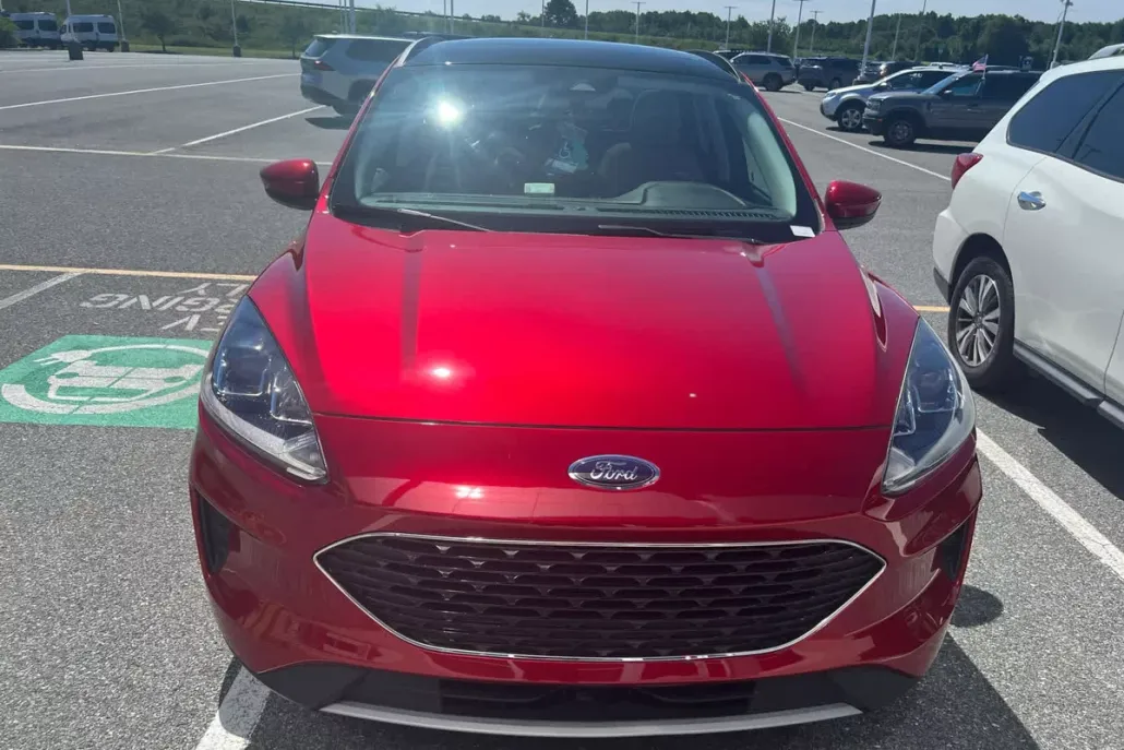 2021 Ford Escape SE Sport photo 1