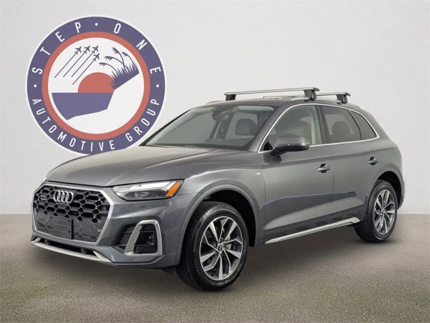 2023 Audi Q5 45 S line Premium photo 1