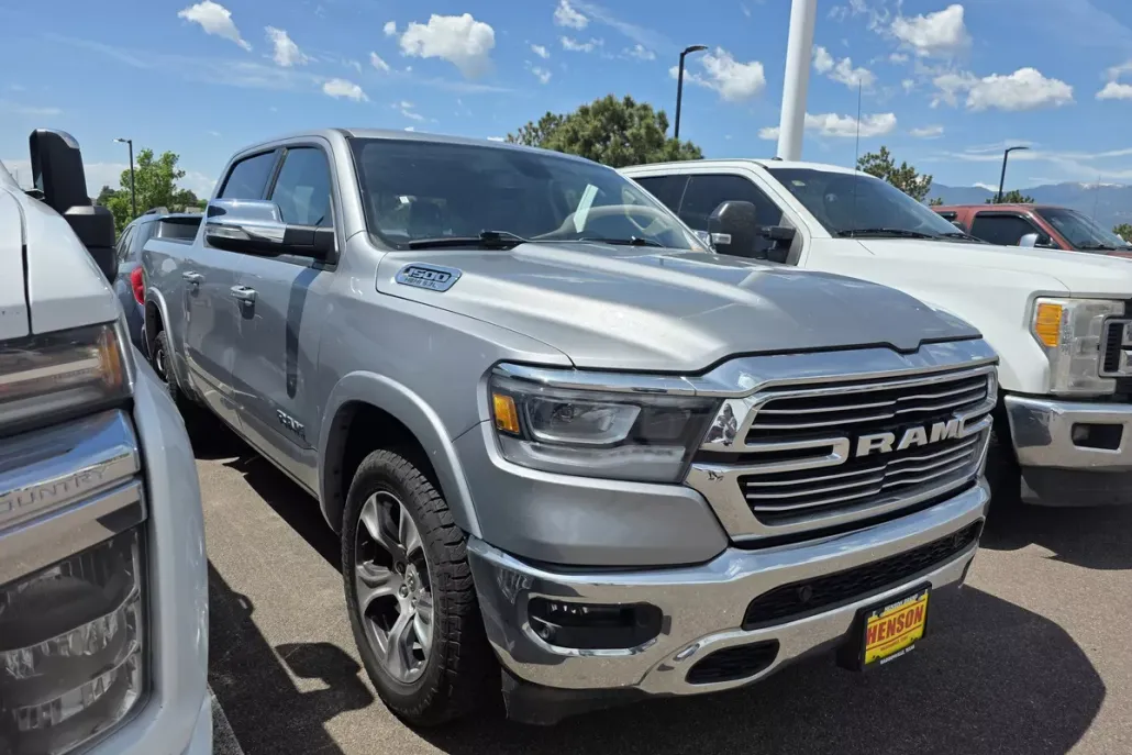 2019 Ram 1500 Laramie photo 1