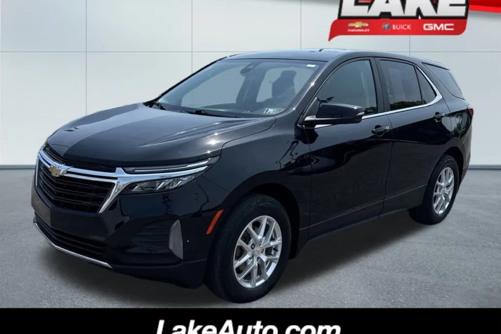 2022 Chevrolet Equinox LT photo 1