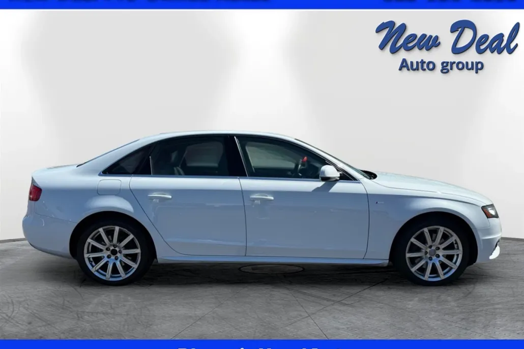 2012 Audi A4 2.0T Quattro photo 1