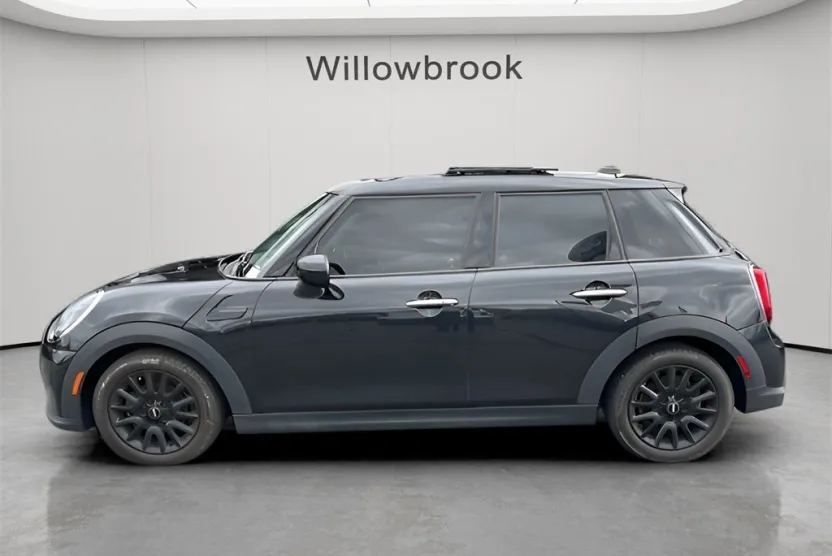 2023 Mini Cooper 4 Door Hardtop photo 1