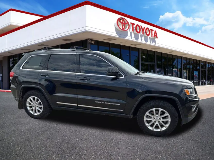2015 Jeep Grand Cherokee Laredo photo 1