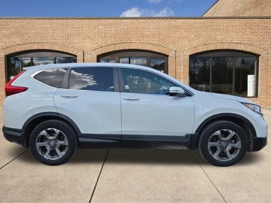 2019 Honda CR-V EX photo 1