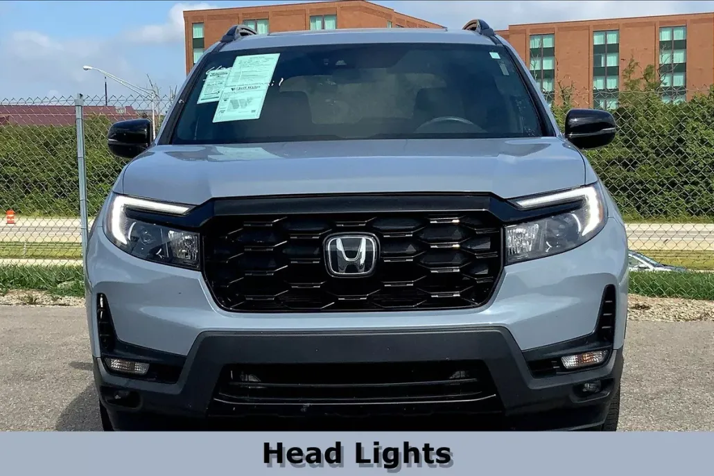 2022 Honda Passport Elite photo 1