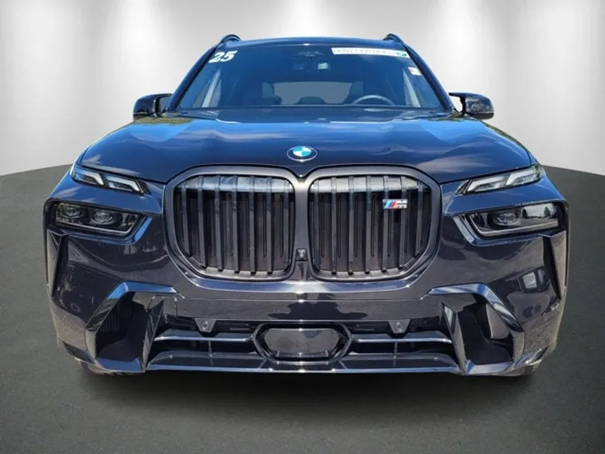 2025 Bmw X7 M60i photo 1
