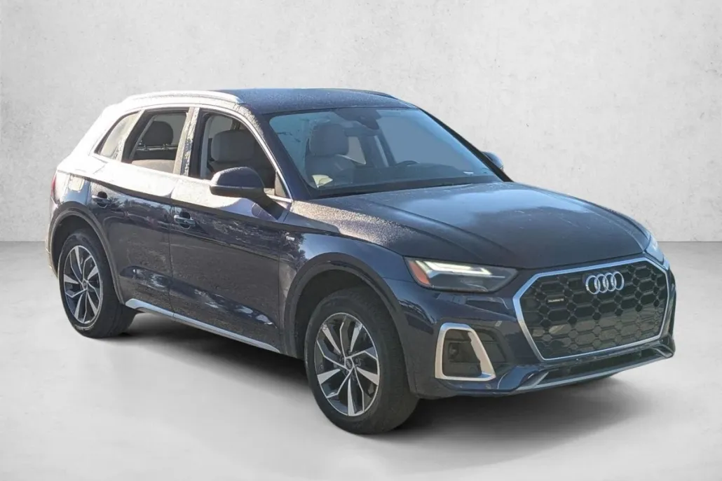 2022 Audi Q5 S line Premium photo 1