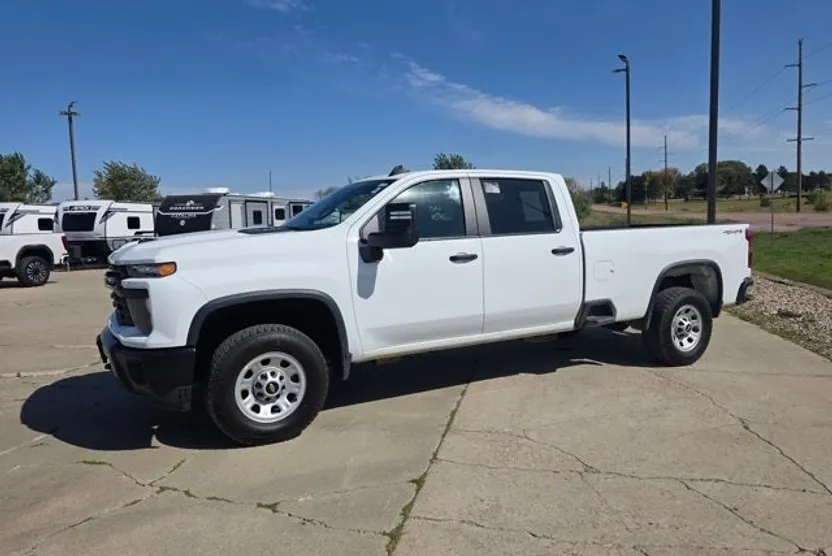2024 Chevrolet Silverado 3500HD Work Truck photo 1