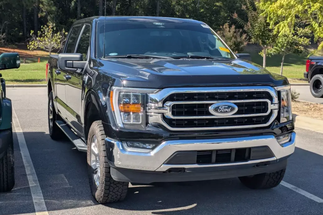 2022 Ford F-150 XLT photo 1
