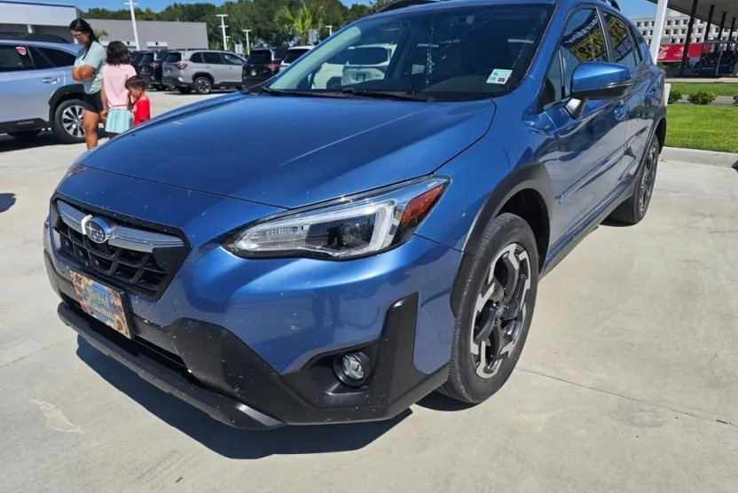2022 Subaru Crosstrek Limited photo 1