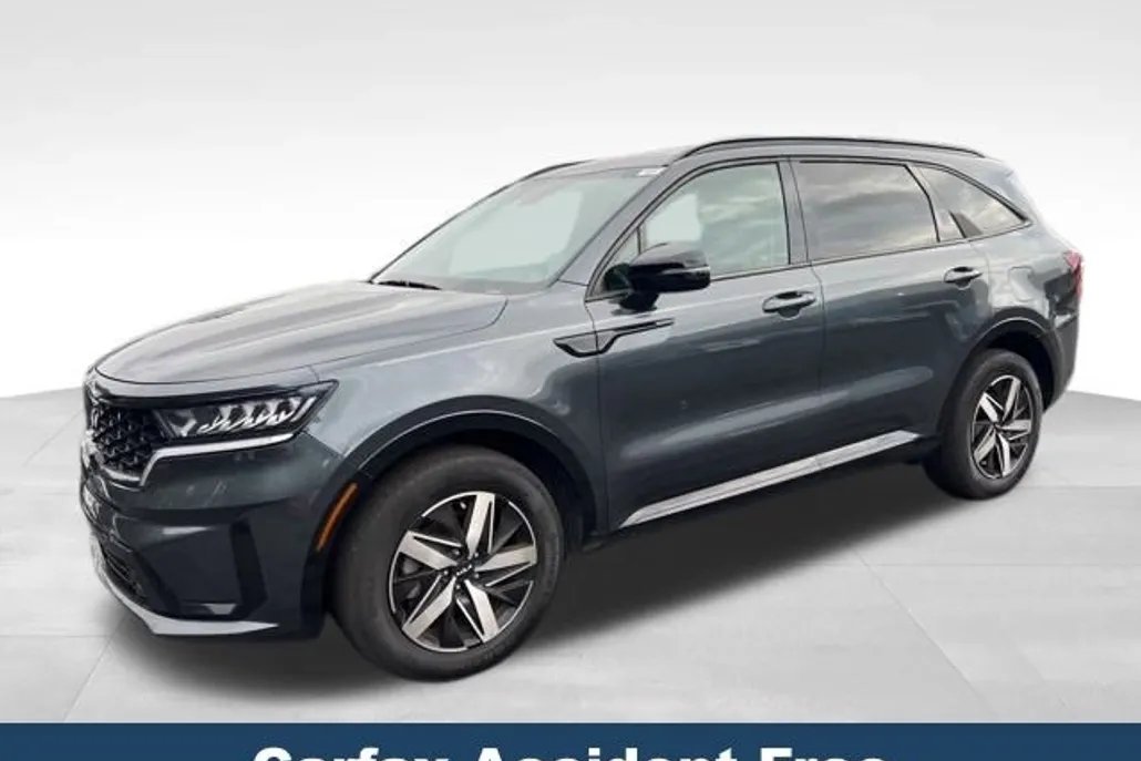 2022 Kia Sorento EX photo 1