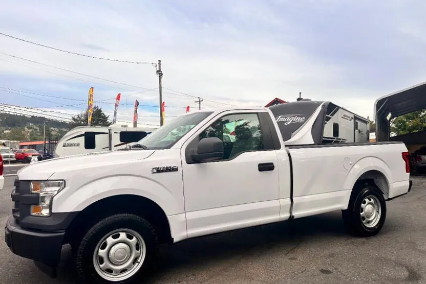 2017 Ford F-150 XL photo 1
