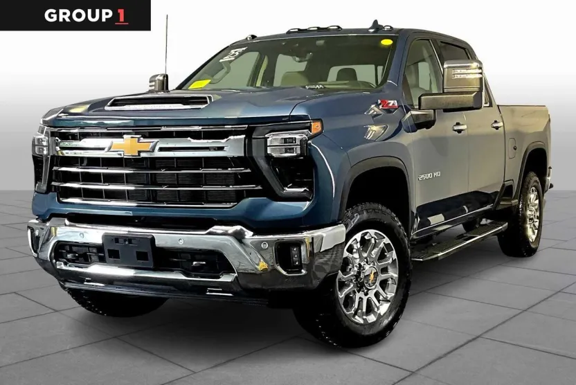 2025 Chevrolet Silverado 2500HD LTZ photo 1