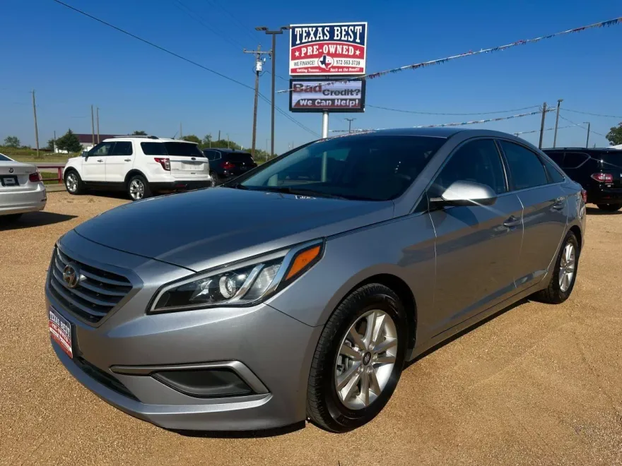 2017 Hyundai Sonata SE photo 1