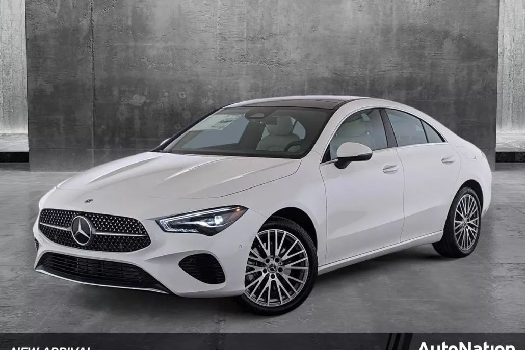 2025 Mercedes Benz CLA 250 4MATIC photo 1