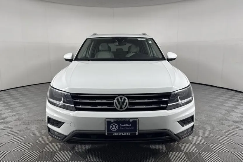 2020 Volkswagen Tiguan SEL photo 1