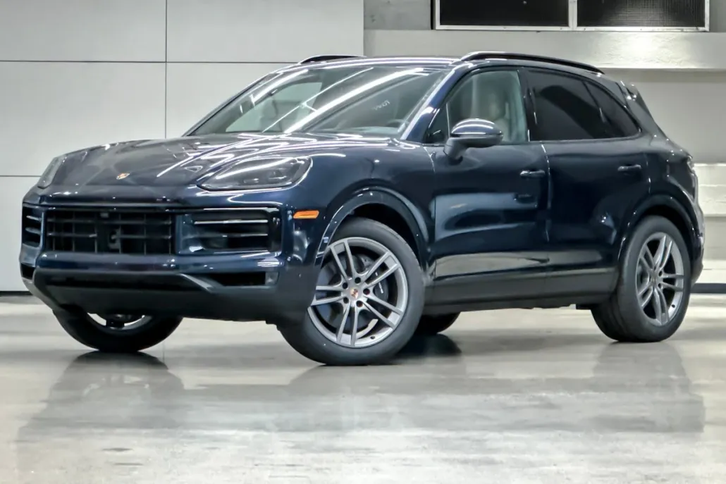 2025 Porsche Cayenne photo 1