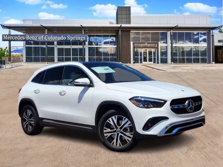 2025 Mercedes Benz GLA 250 4MATIC photo 1