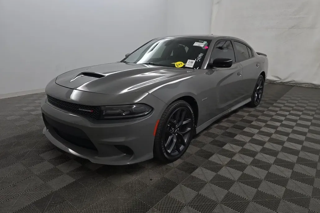 2019 Dodge Charger R/T photo 1