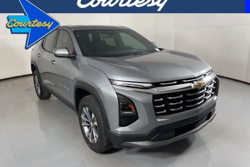 2025 Chevrolet Equinox LT photo 1