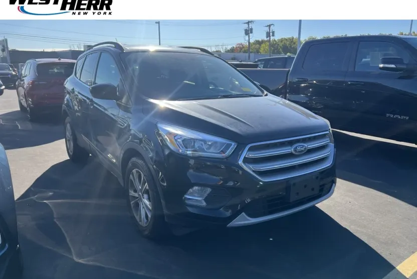 2017 Ford Escape SE photo 1