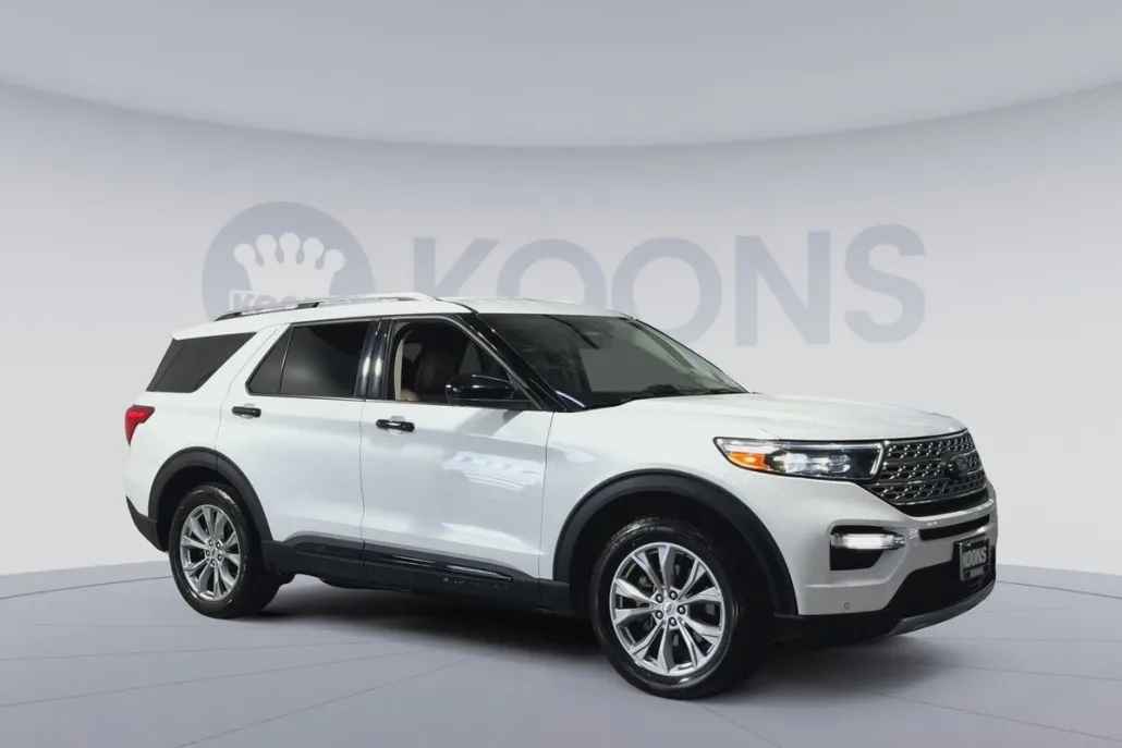 2023 Ford Explorer Limited photo 1