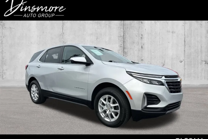 2022 Chevrolet Equinox LT photo 1