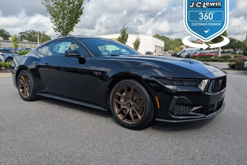 2025 Ford Mustang GT Premium photo 1